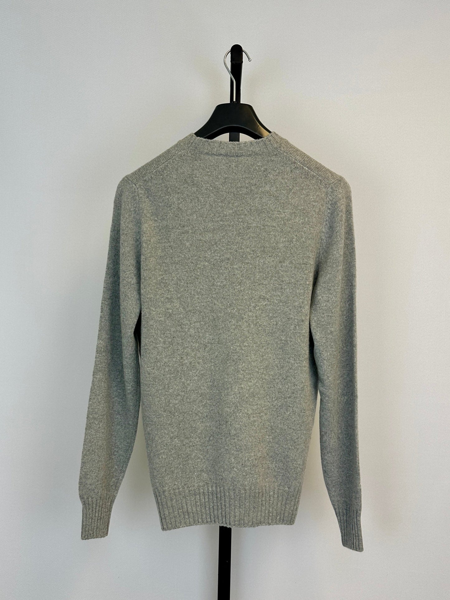 04651 / Trip In A Bag Pocket Crew Sweater